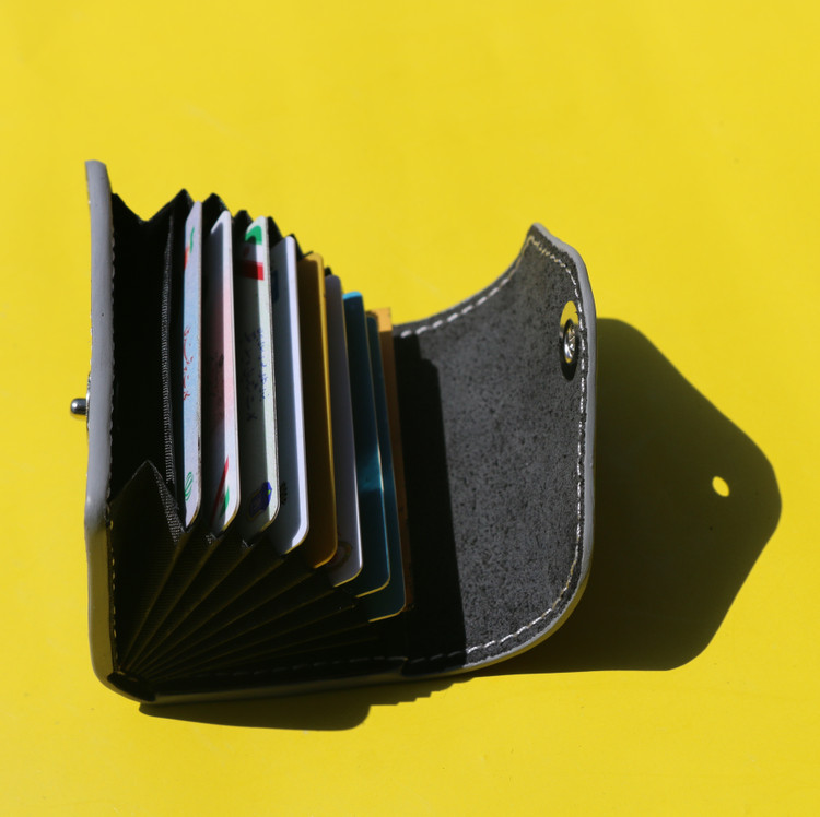 جاکارتی چرم اکاردئونی